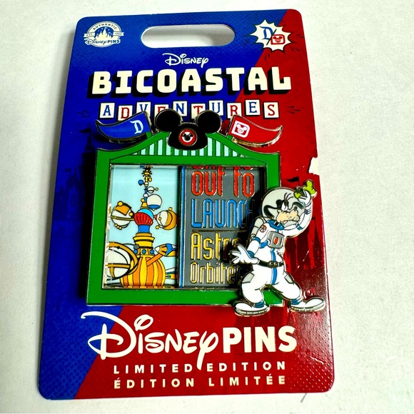NWT. 2024 Disney Parks Bicoastal Adventures Astro Orbiter Goofy Pin LE 4000. - Picture 1 of 8